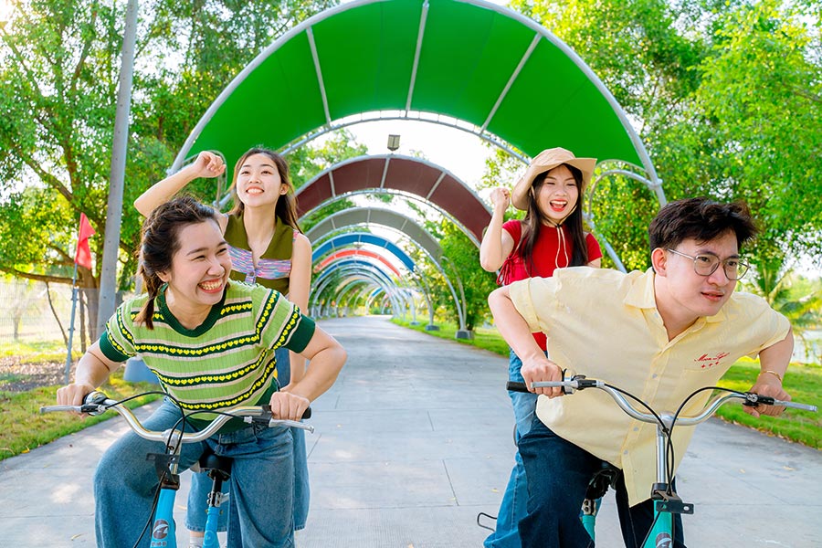 //www.sontien.com/cdn/shop/files/Xe_p_IM3.jpg?v=1751687943&width=353